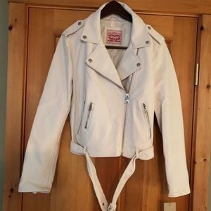 Levi’s Strauss White woman’s leather jacket NWT, Size L